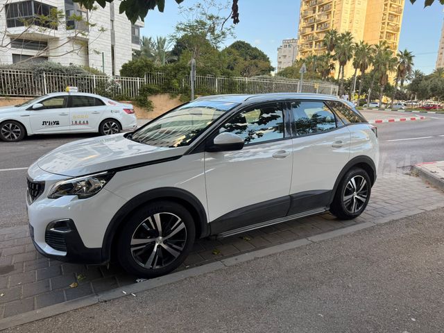 מודעת רכב פיג'ו 3008