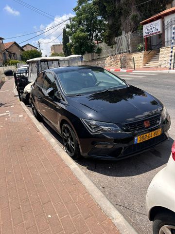 סיאט לאון