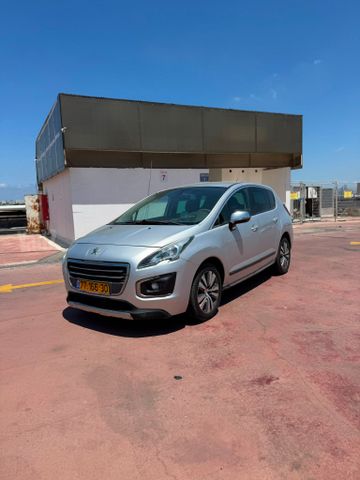 פיג'ו 3008