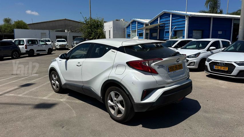 טויוטה C-HR