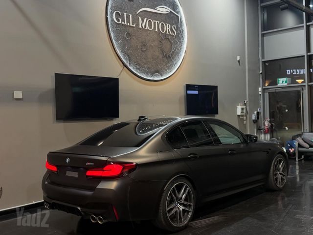ב מ וו M5