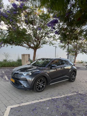 טויוטה C-HR