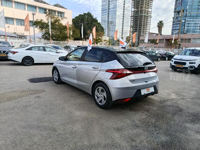 יונדאי i20