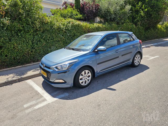 יונדאי i20