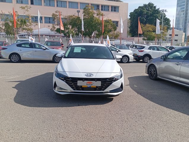 יונדאי אלנטרה