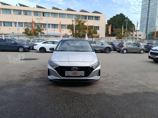 יונדאי i20
