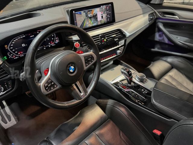 ב מ וו M5
