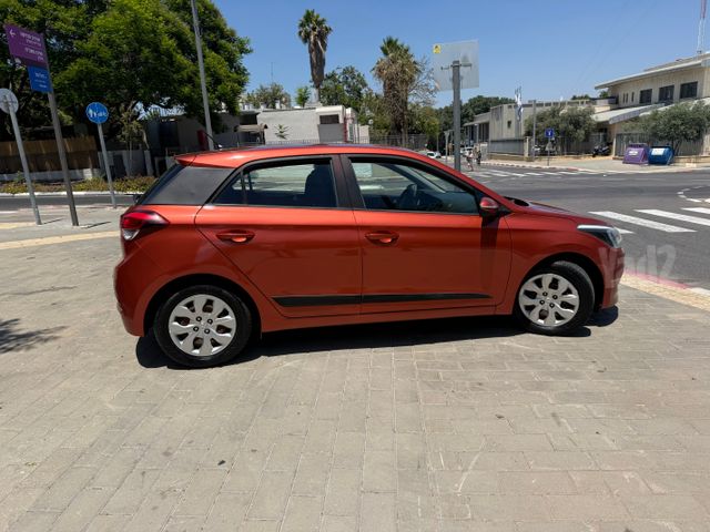 יונדאי i20