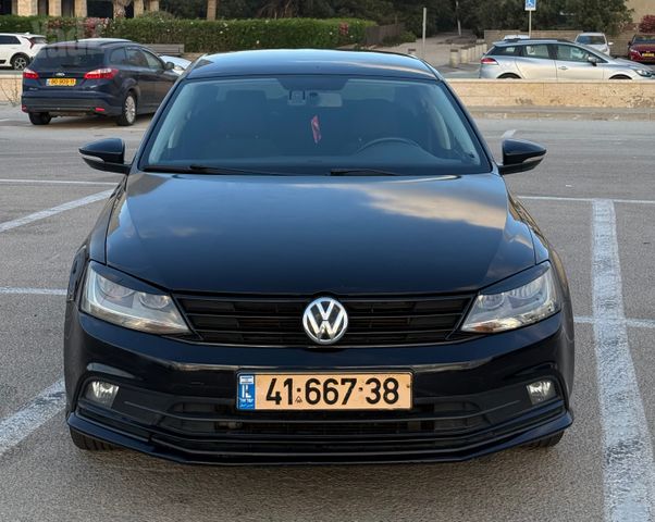 מודעת רכב פולקסווגן ג'טה 