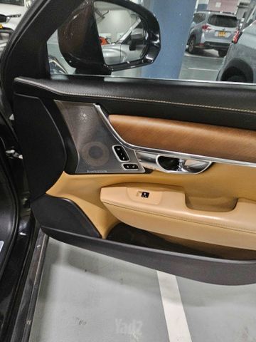 וולוו S90