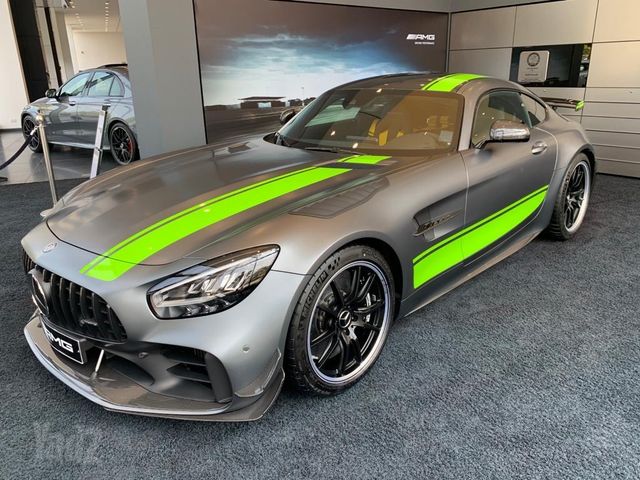 מרצדס-בנץ AMG GT