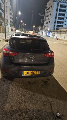 יונדאי i30