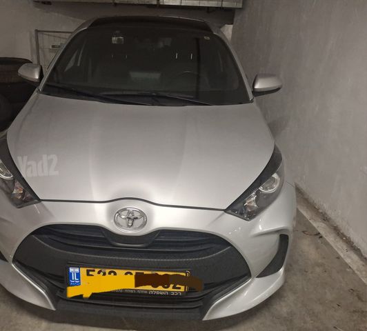 מודעת רכב טויוטה יאריס