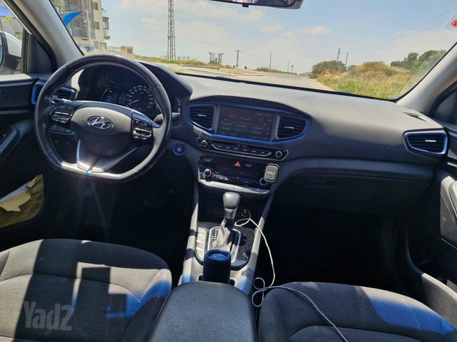 יונדאי איוניק