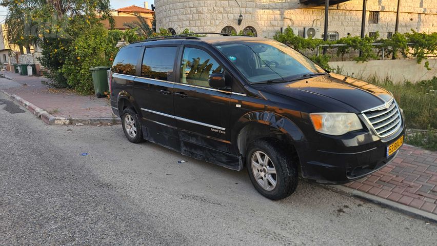 קרייזלר גראנד וויאג'ר