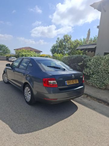 סקודה אוקטביה