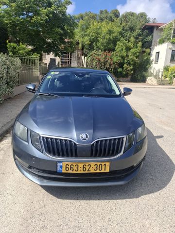סקודה אוקטביה