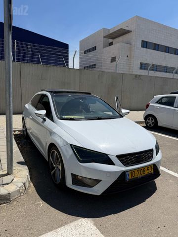 סיאט לאון