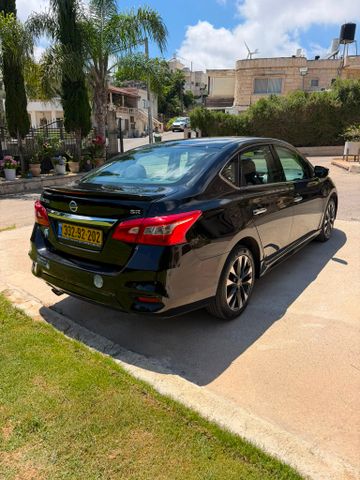 ניסאן סנטרה