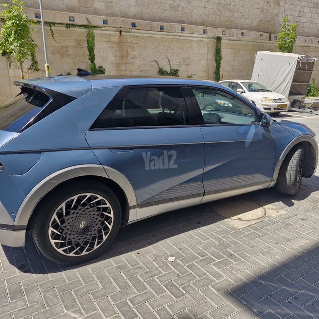 יונדאי איוניק 5