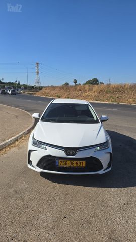 מודעת רכב טויוטה קורולה
