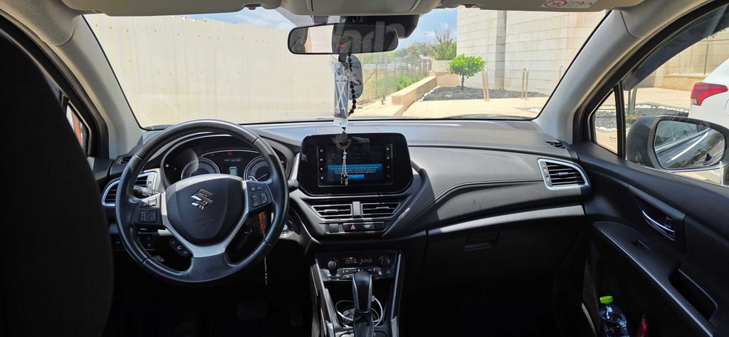 סוזוקי S-Cross