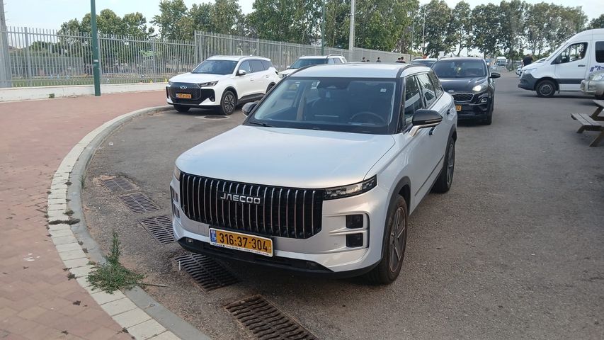 ג'אקו J7