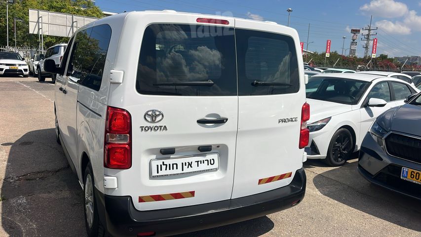 מודעת רכב טויוטה פרואייס 2