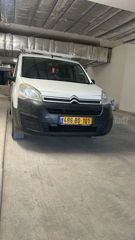 מודעת רכב סיטרואן ברלינגו