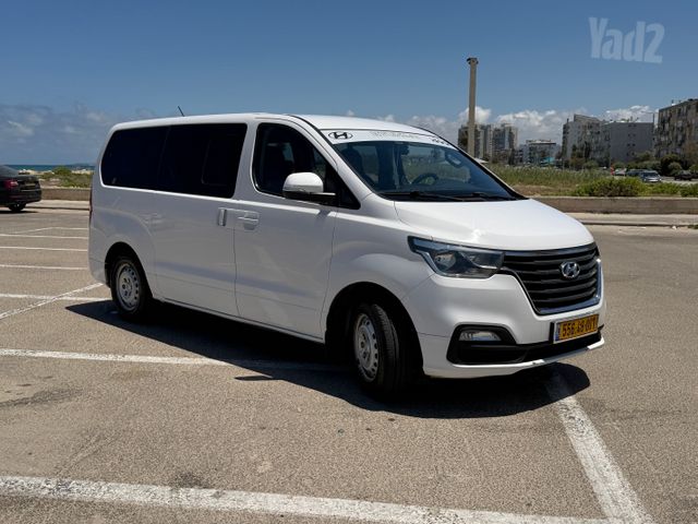 יונדאי H-1 / i800
