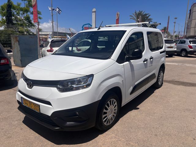 מודעת רכב טויוטה פרואייס סיטי