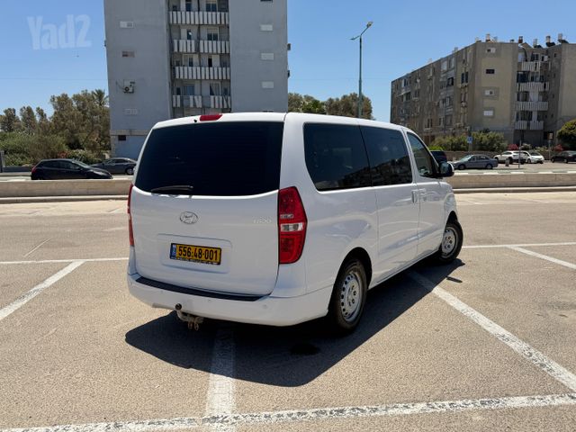 יונדאי H-1 / i800