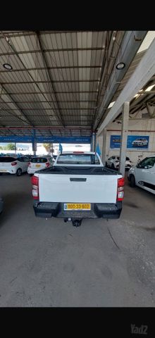 מודעת רכב איסוזו די-מקס 2