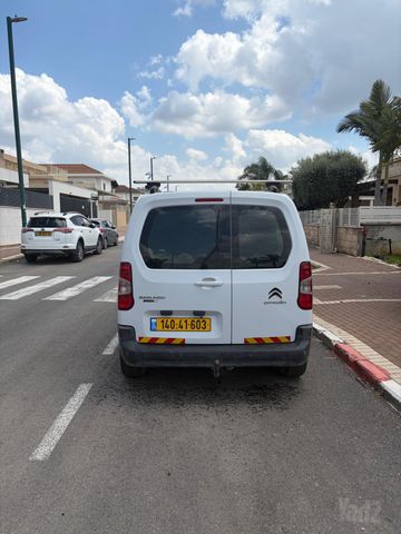 מודעת רכב סיטרואן ברלינגו 