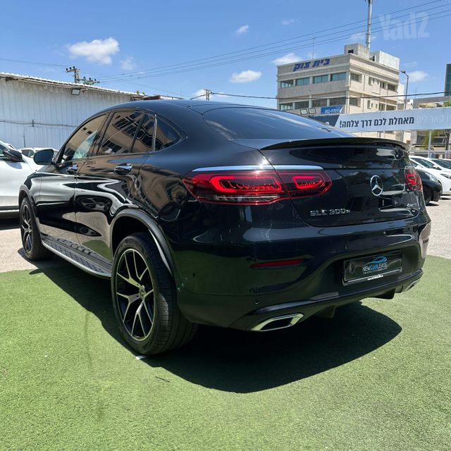 מרצדס-בנץ GLC קופה