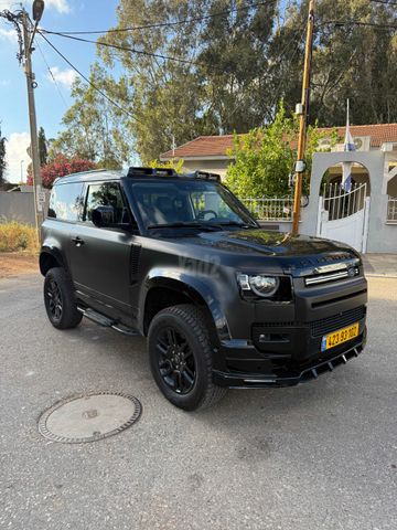 מודעת רכב לנד רובר דיפנדר