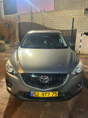 מודעת רכב מאזדה CX-5