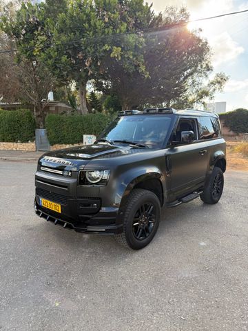 לנד רובר דיפנדר