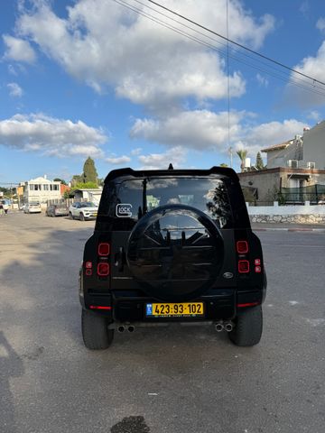 לנד רובר דיפנדר