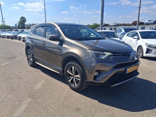 מודעת רכב טויוטה RAV4 2