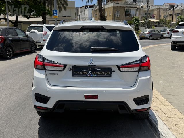 מיצובישי ASX
