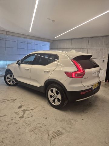 וולוו XC40