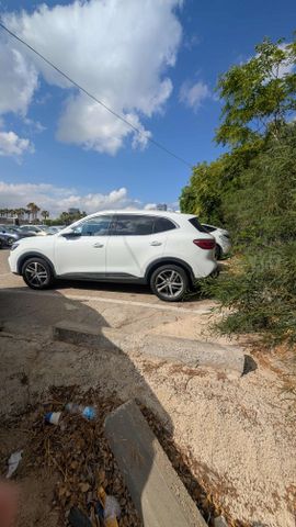 אם ג'י EHS PHEV