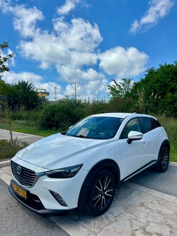 מודעת רכב מאזדה CX-3
