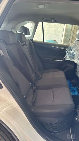 מודעת רכב טויוטה RAV4