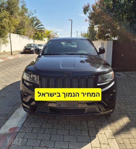 מודעת רכב ג'יפ גרנד צ'ירוקי