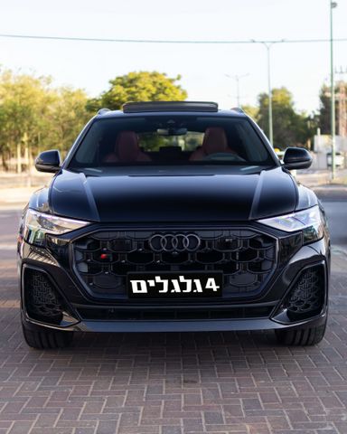 מודעת רכב אאודי SQ8