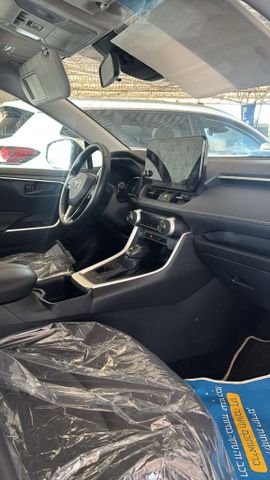 מודעת רכב טויוטה RAV4 2