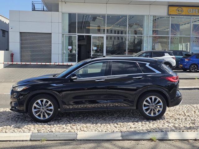 אינפיניטי QX50