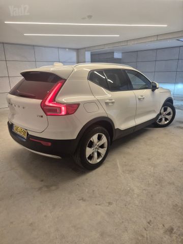 וולוו XC40